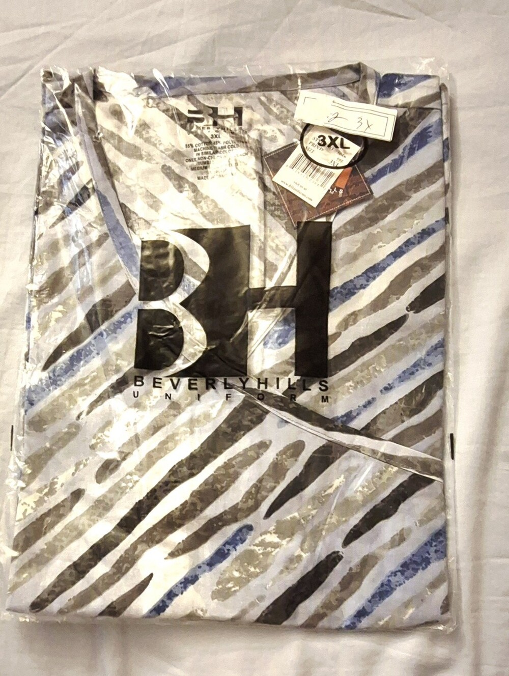BH Beverly Hills Womans Scrub Top Sz 3XL NIB
